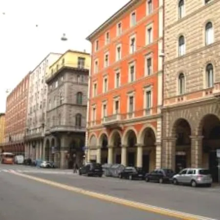 Apartamento Mille's Appartament Center Bolonha